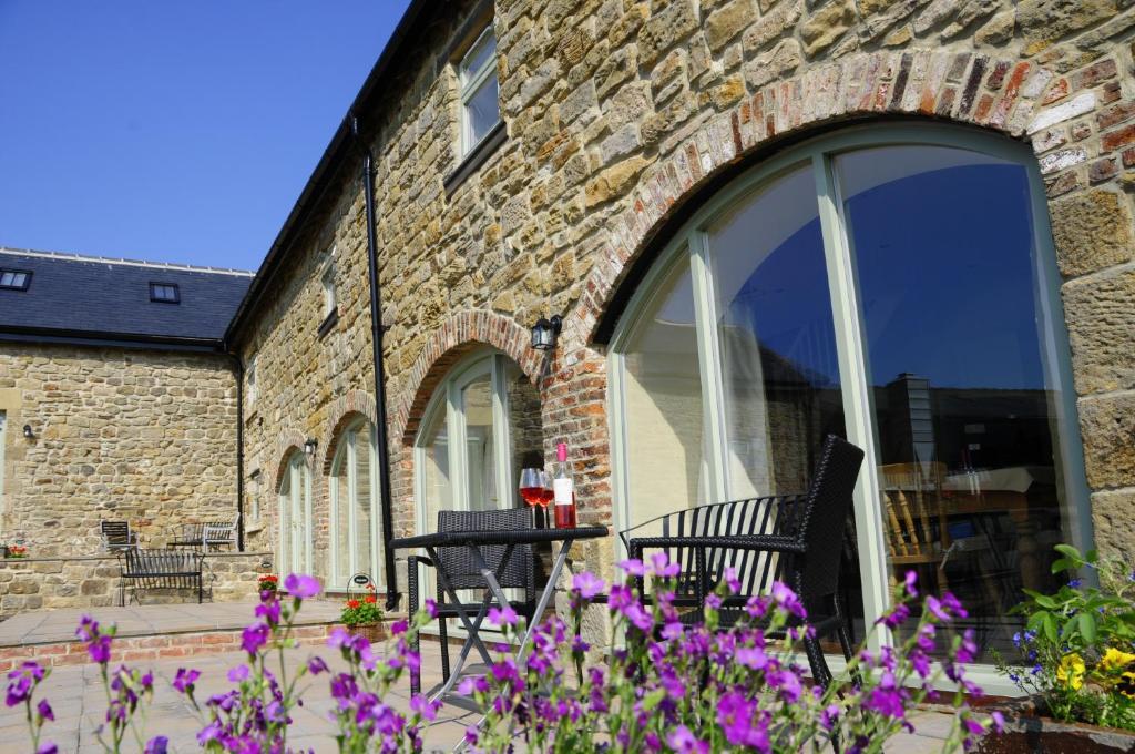 Double Cottage