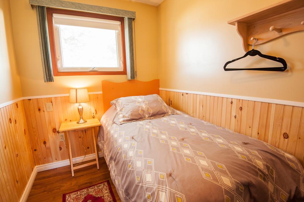 Three-Bedroom Deluxe Cottage
