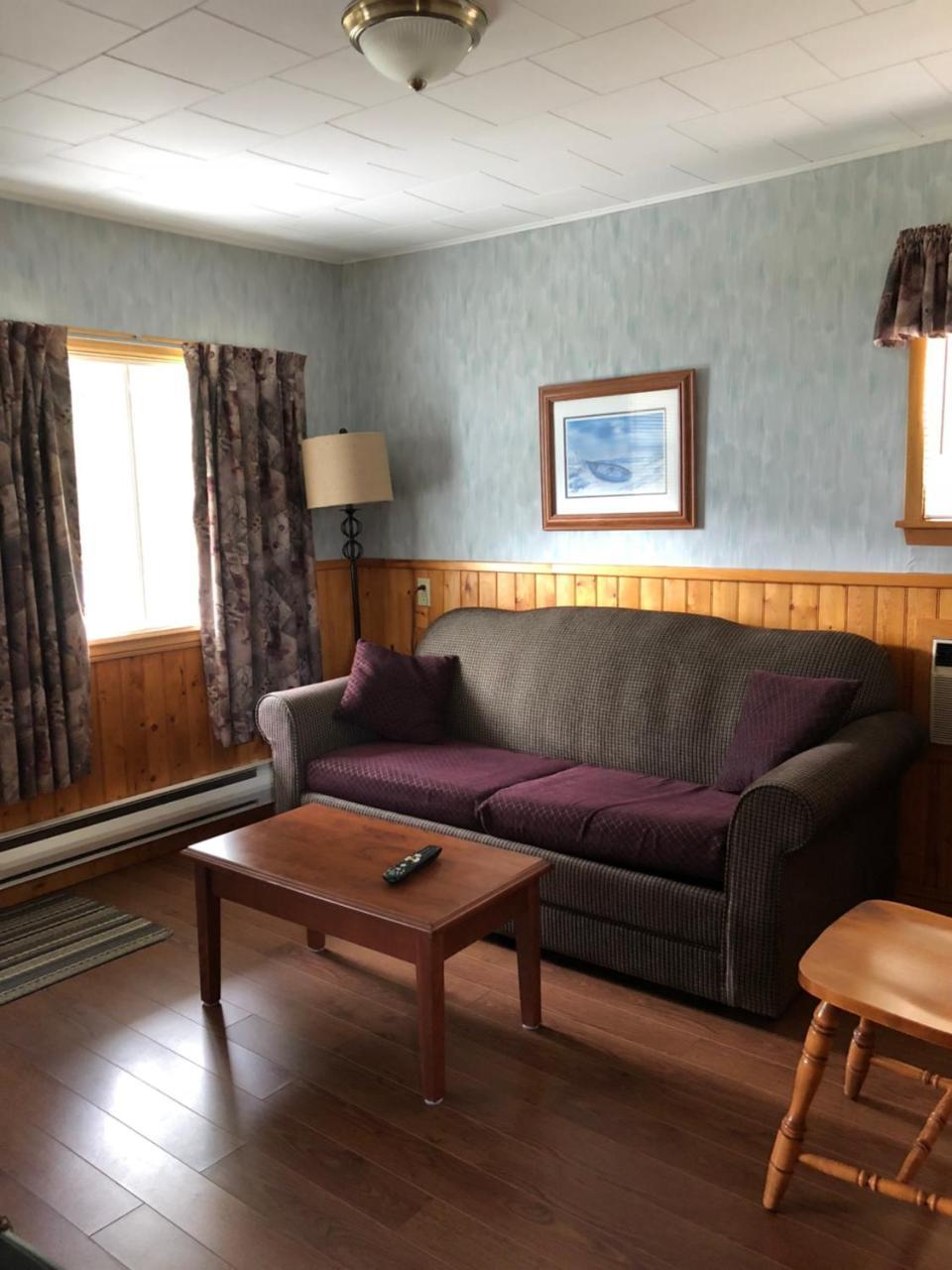 One-Bedroom Cottage