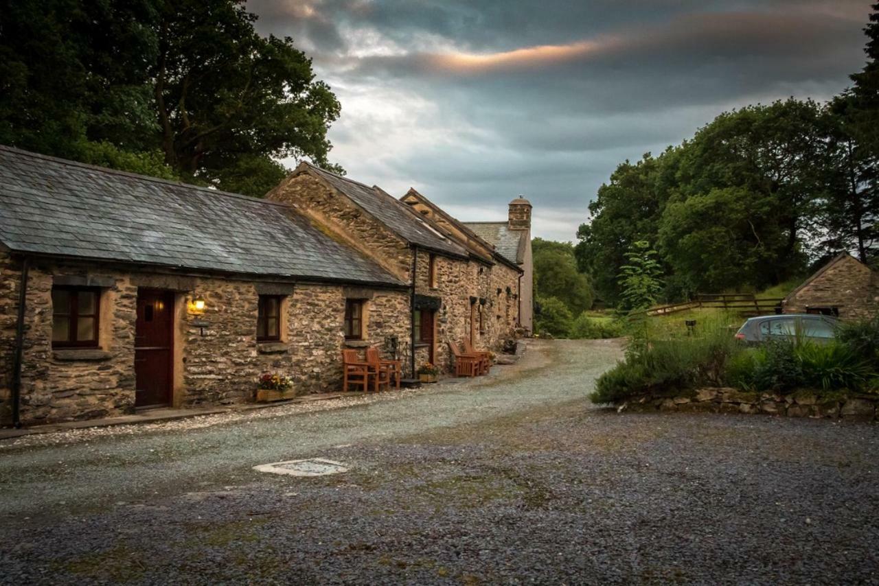 Two-Bedroom House,1036385680:JPEG