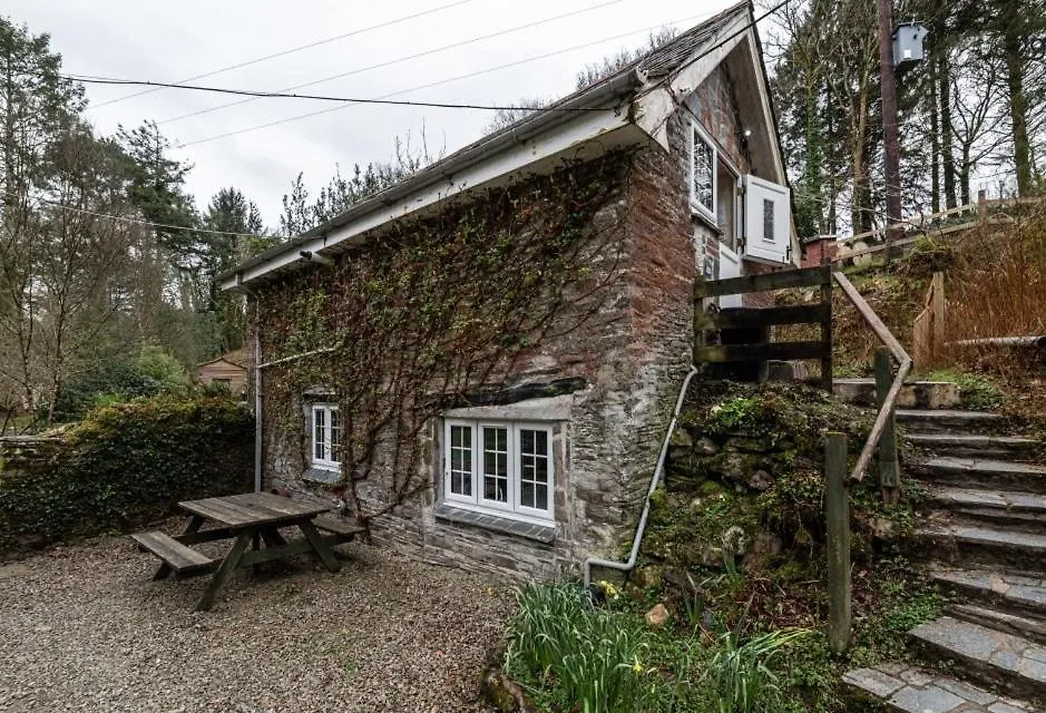 Tresarran Cottages Cornwall-1