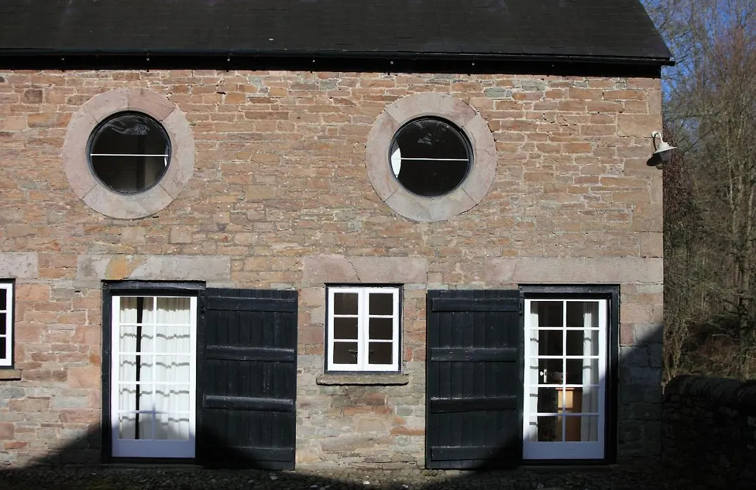 Glanhenwye Courtyard Cottages-1