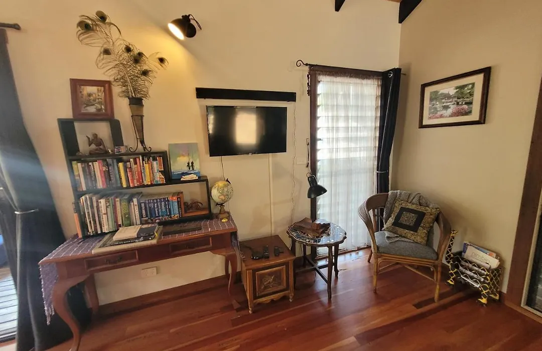 Kookaburra Cottage At Uralba Eco Cottages-1