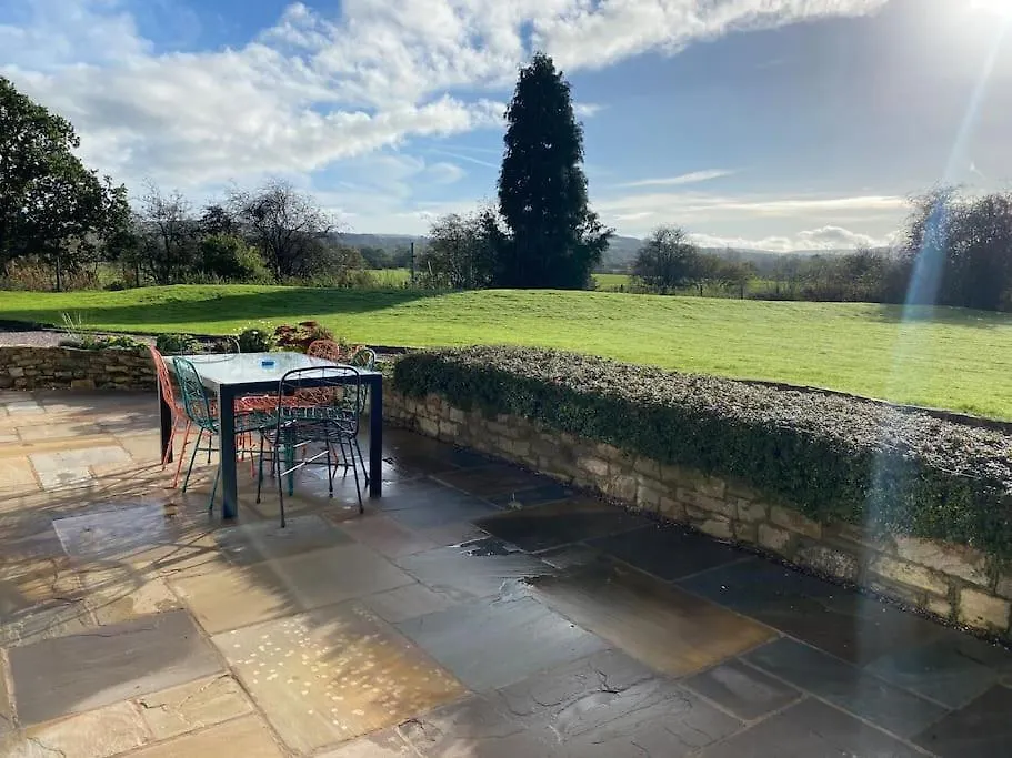 South Cottage - Garden, Views, Parking, Dogs, Cheshire, Walks, Family-1