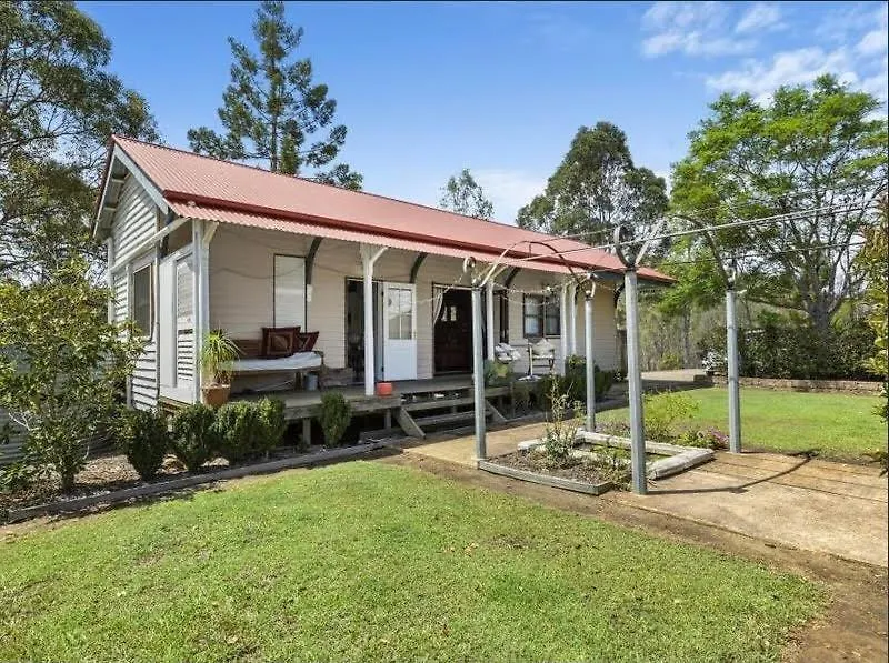 Barney Creek Vineyard Cottages-1
