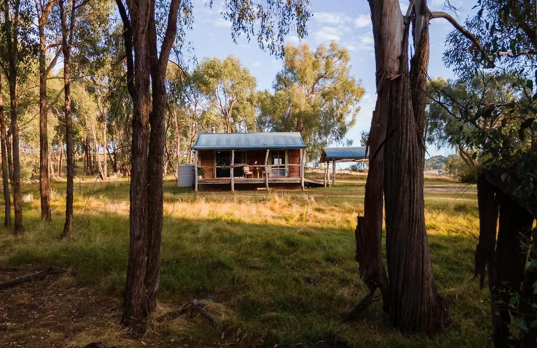 Gaddleen Grove Cottages-1