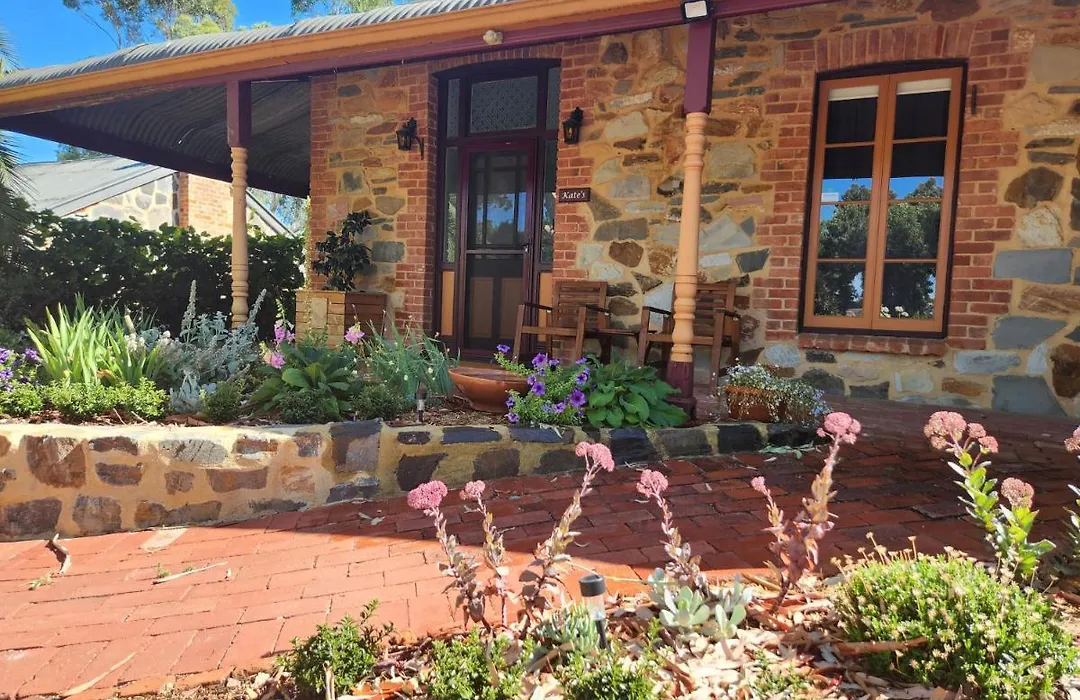 Marananga Cottages-1