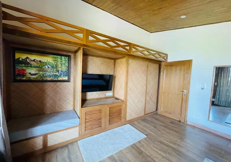 Pinewood Cottages-1