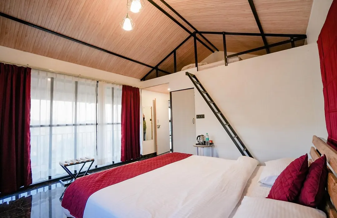 The Hillside Cottages-1
