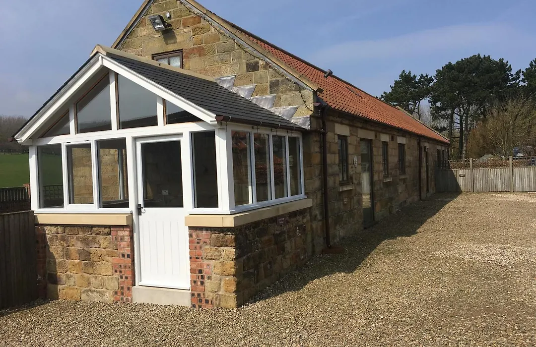 Low Moor Stable-1