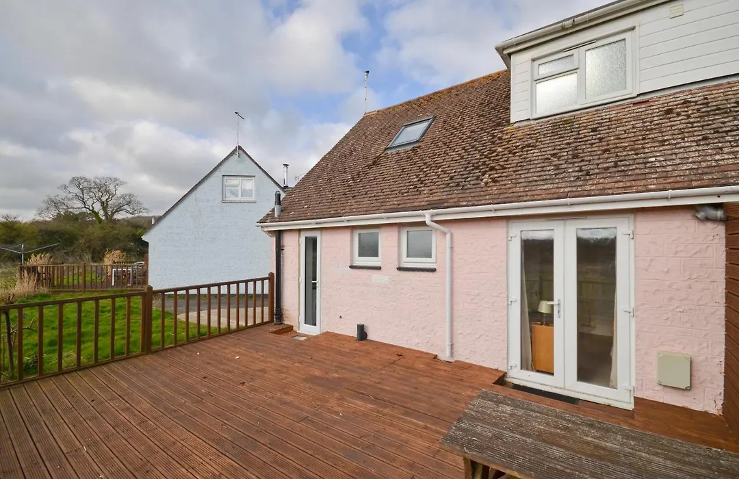 17 Tollgate Cottages-1