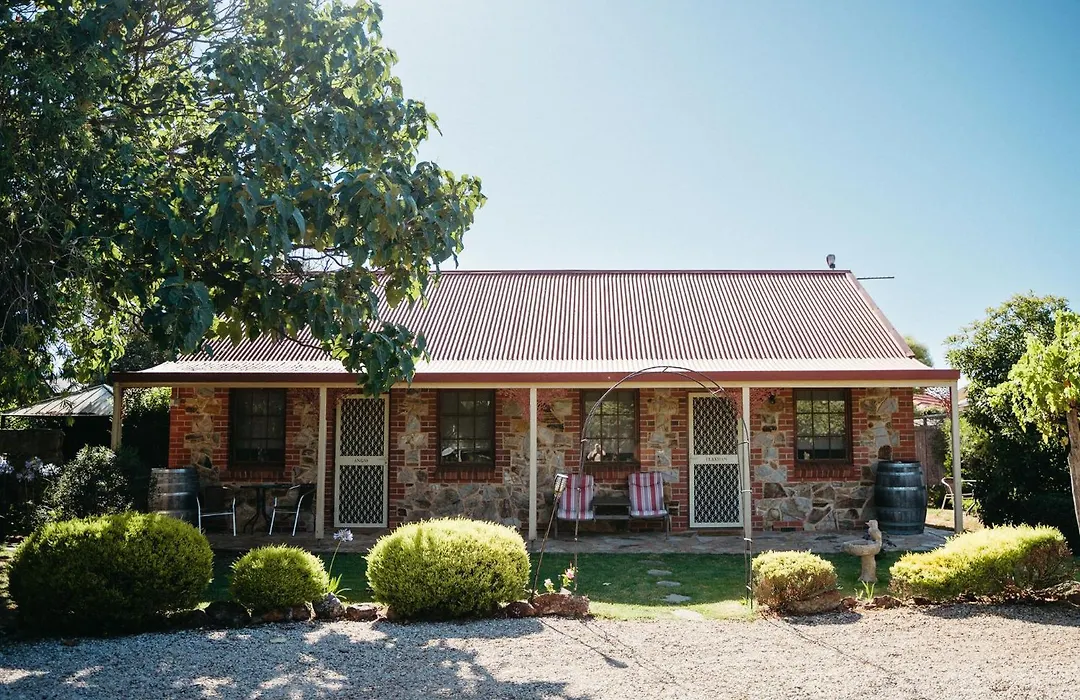 Langmeil Cottages-1