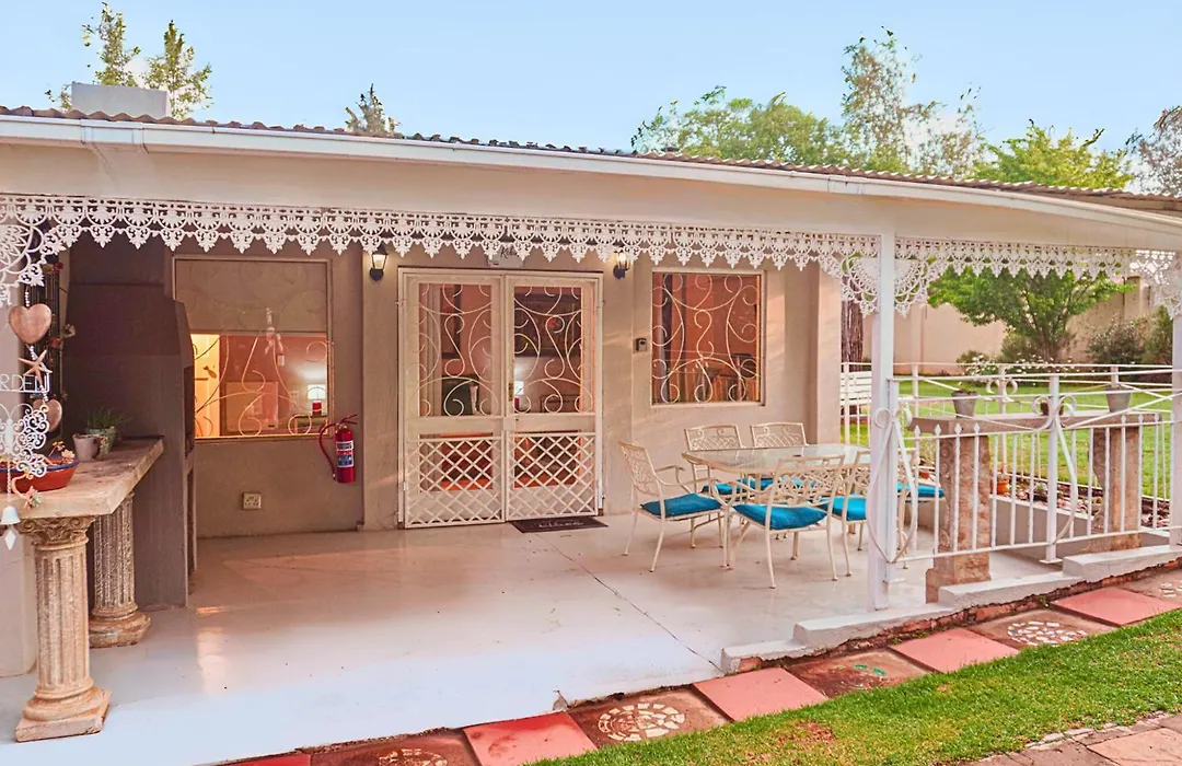 The Browns' - Cottage Suites-1