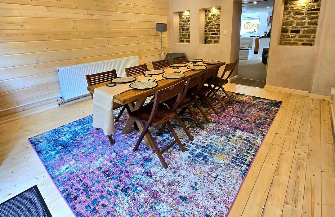 Twitchill Farm Cottages, Indoor Heated Pool, Peak District-1
