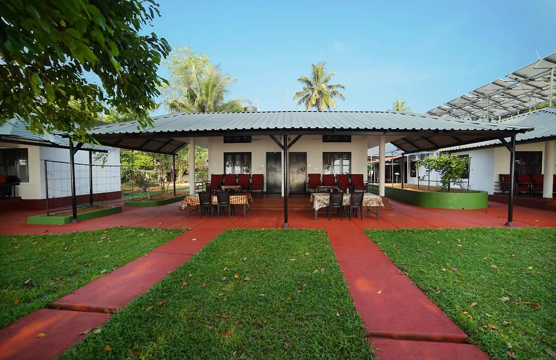 Illikkalam Lakeside Cottages Kumarakom Kerala-1