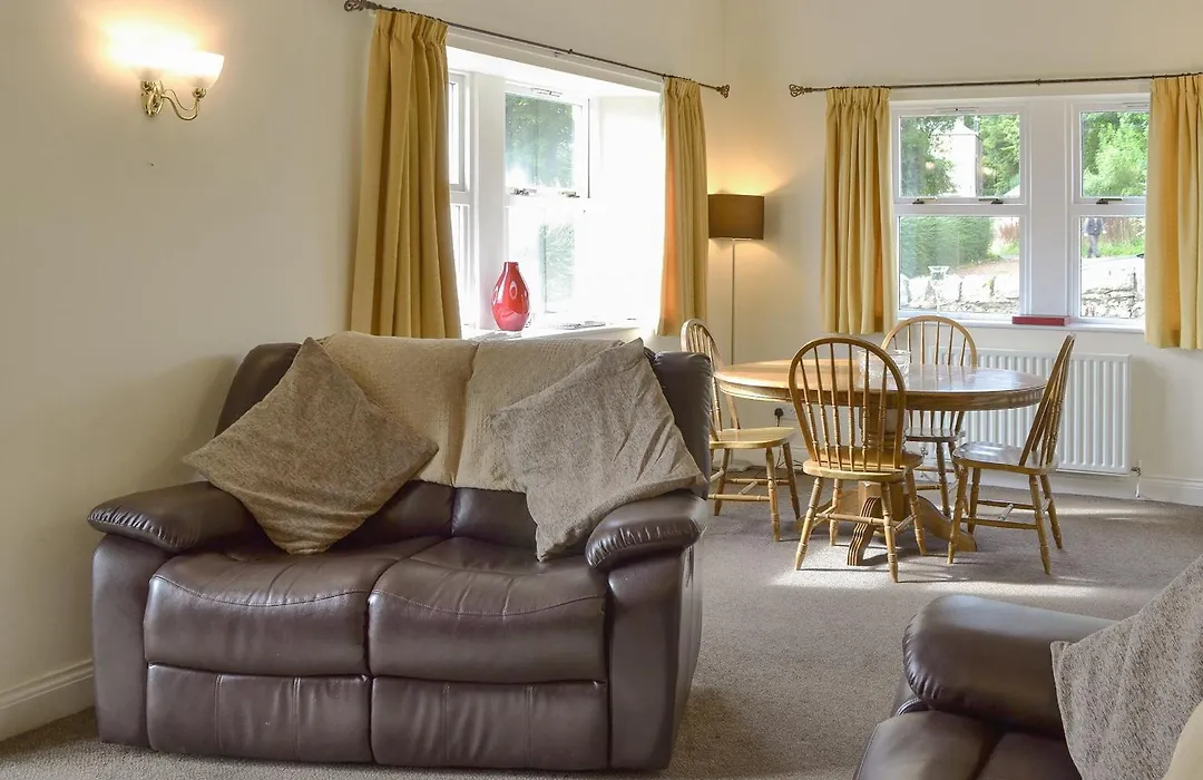 Heckley Cottage-1