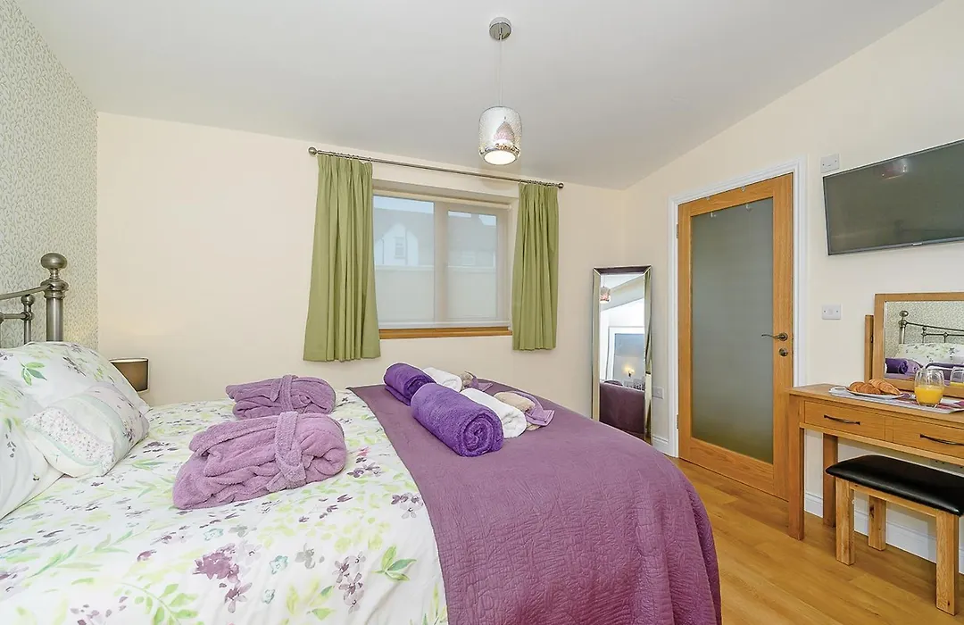 Larkshayes Cottages-1
