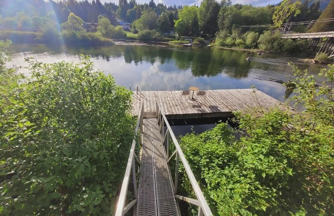 Riverside By Cowichan Lake Cottages-1