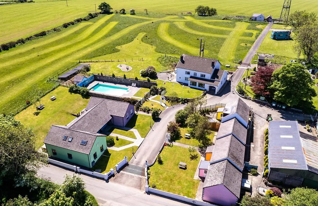 Trenewydd Farm Holiday Cottages-1