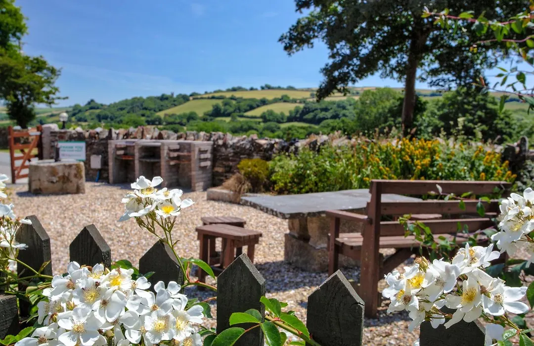 Rose Cottage, Tregolls Farm-1