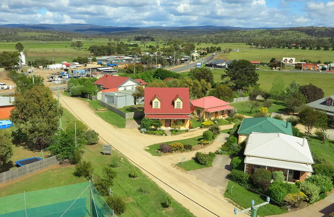 Swansea Cottages & Lodge Suites-1