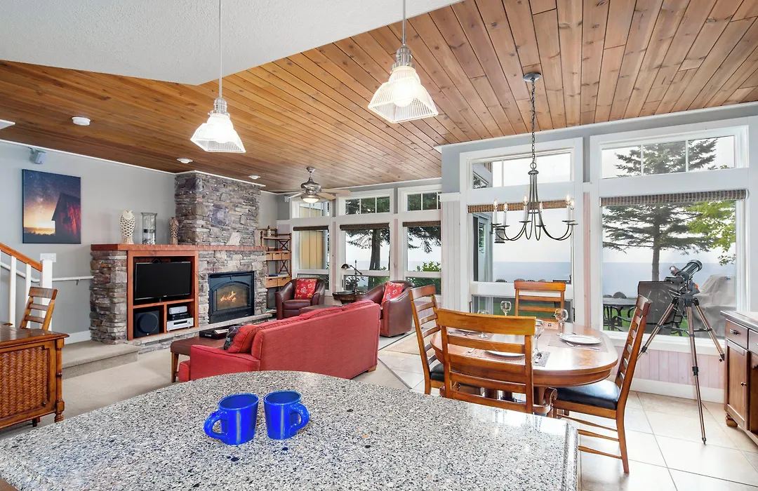 Larsmont Cottages-1