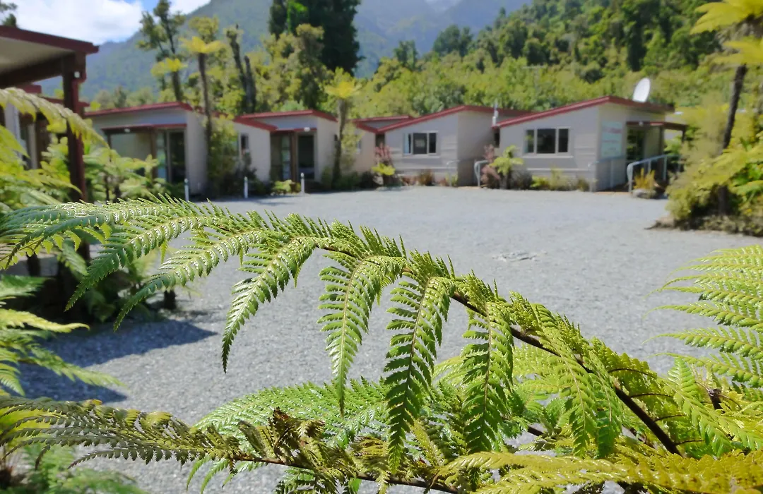 10 Cottages-1