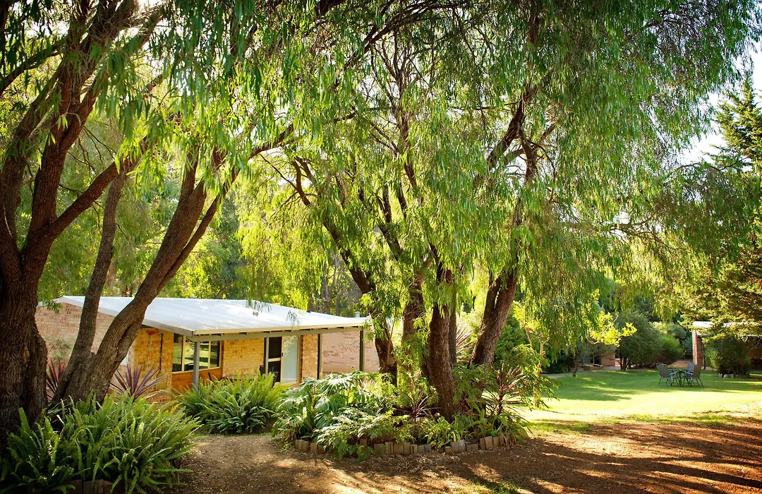 Peppermint Brook Cottages-1