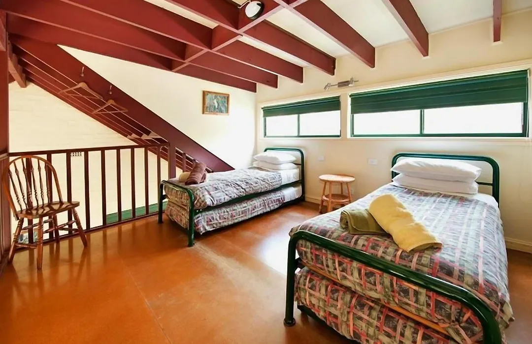 Kurrajong Trails & Cottages-1