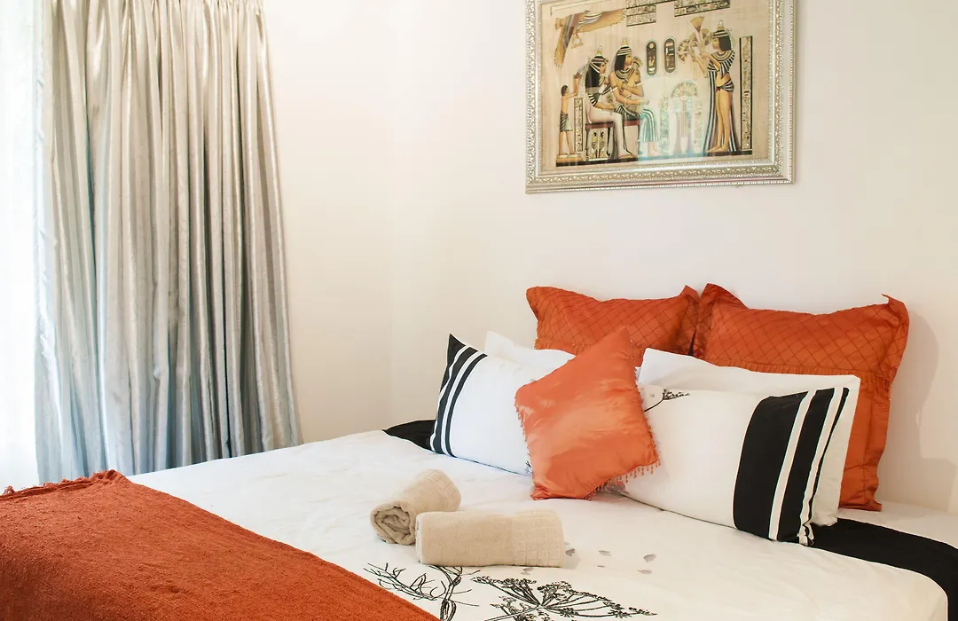 Lincoln Cottages Bnb & Self-Catering-1