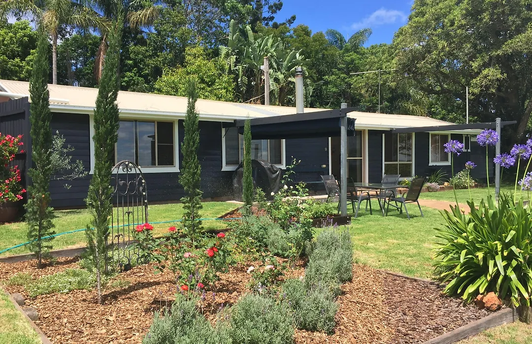 Hillview Cottages-1