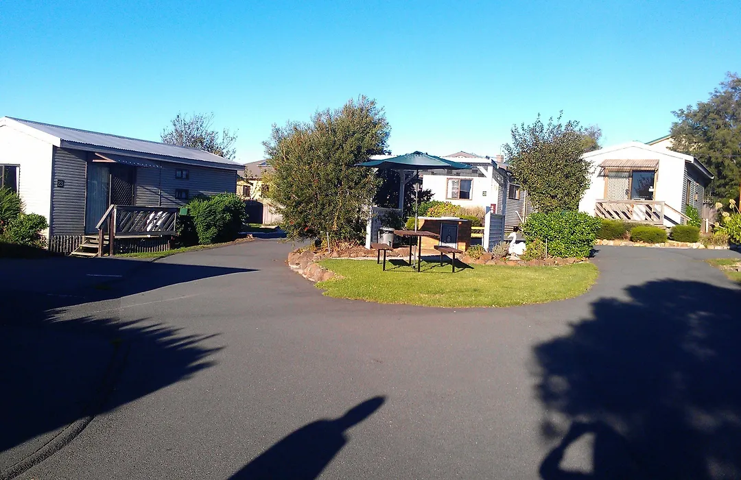 Hobart Cabins & Cottages-1