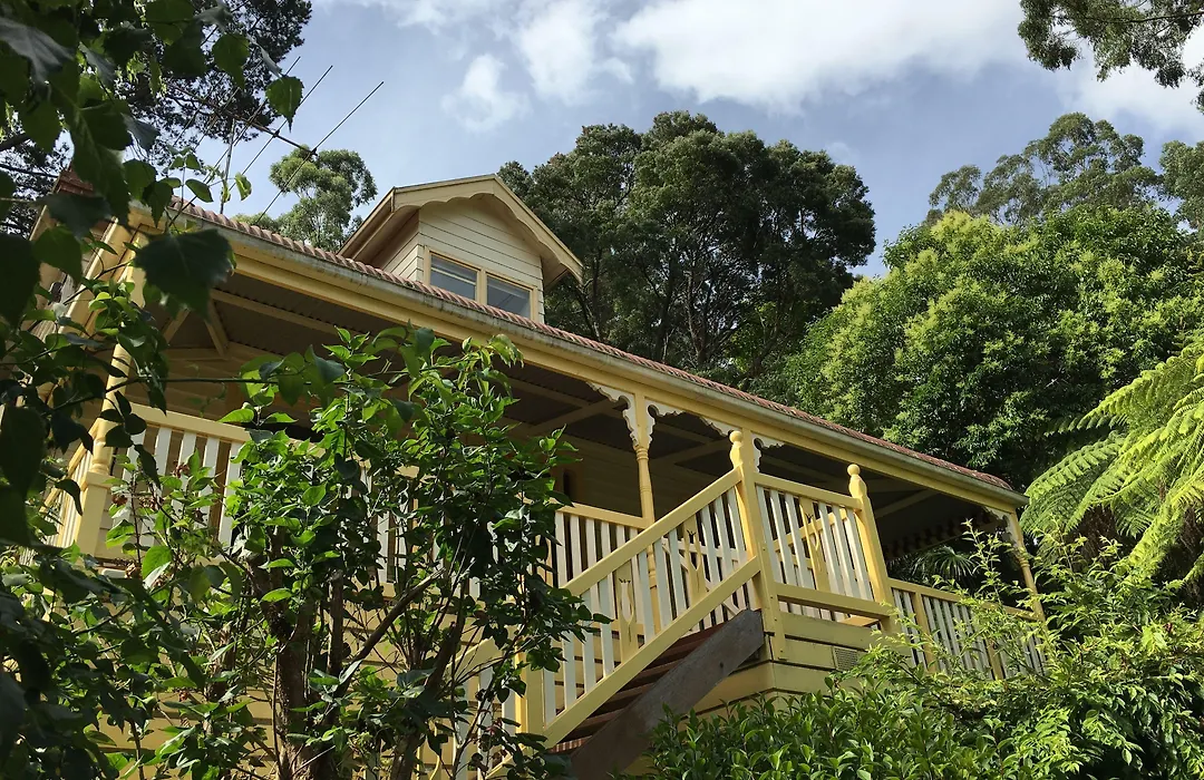Charnwood Cottages In Warburton-1