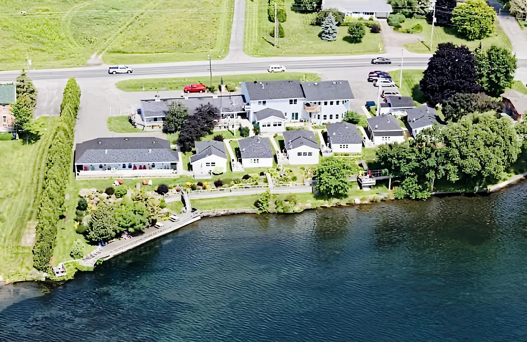 Dewar'S Inn And Cottages-1