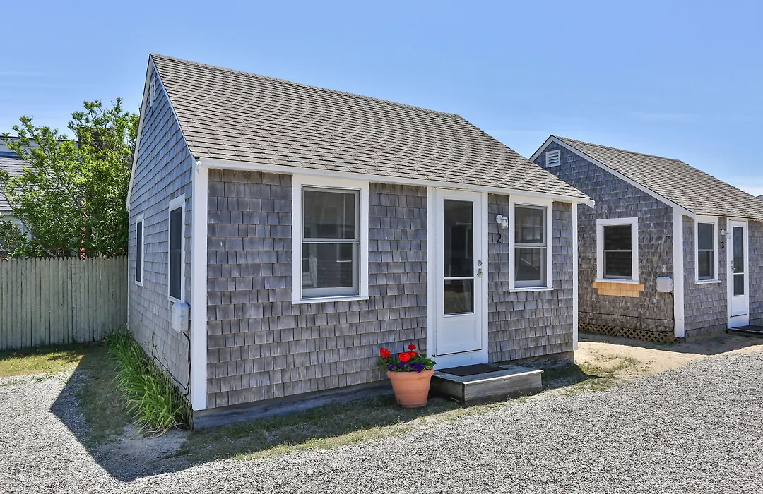 Truro Beach Cottages-1
