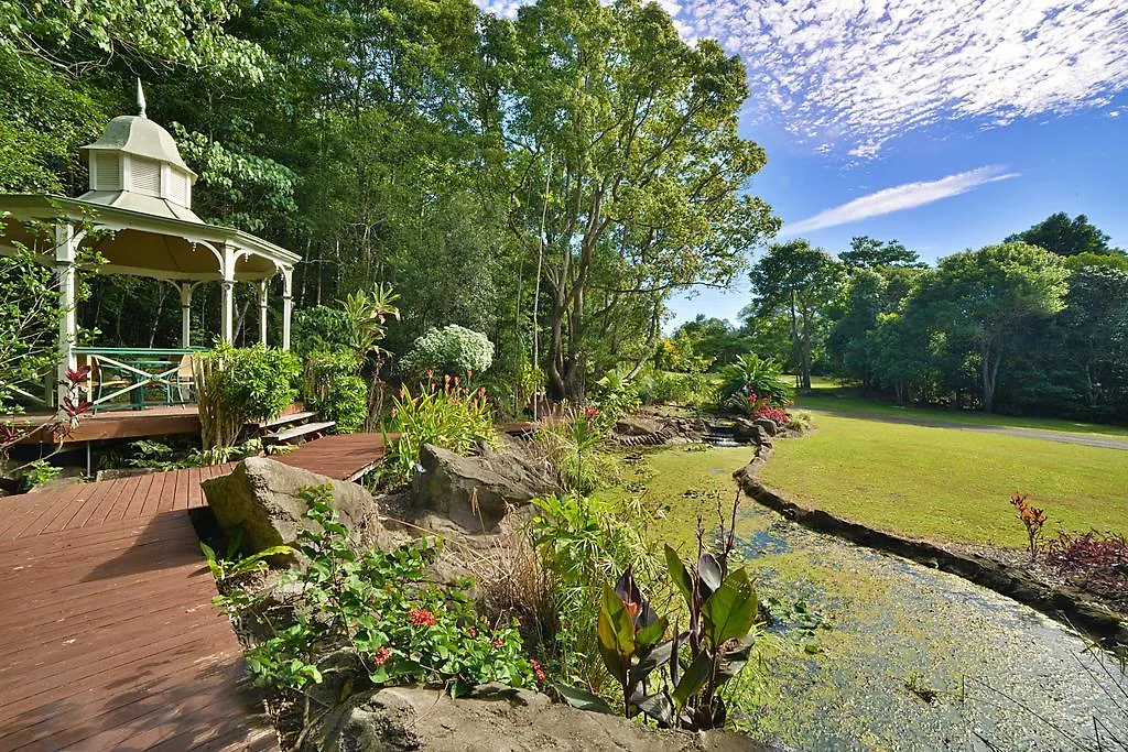 Cooroy Country Cottages-1