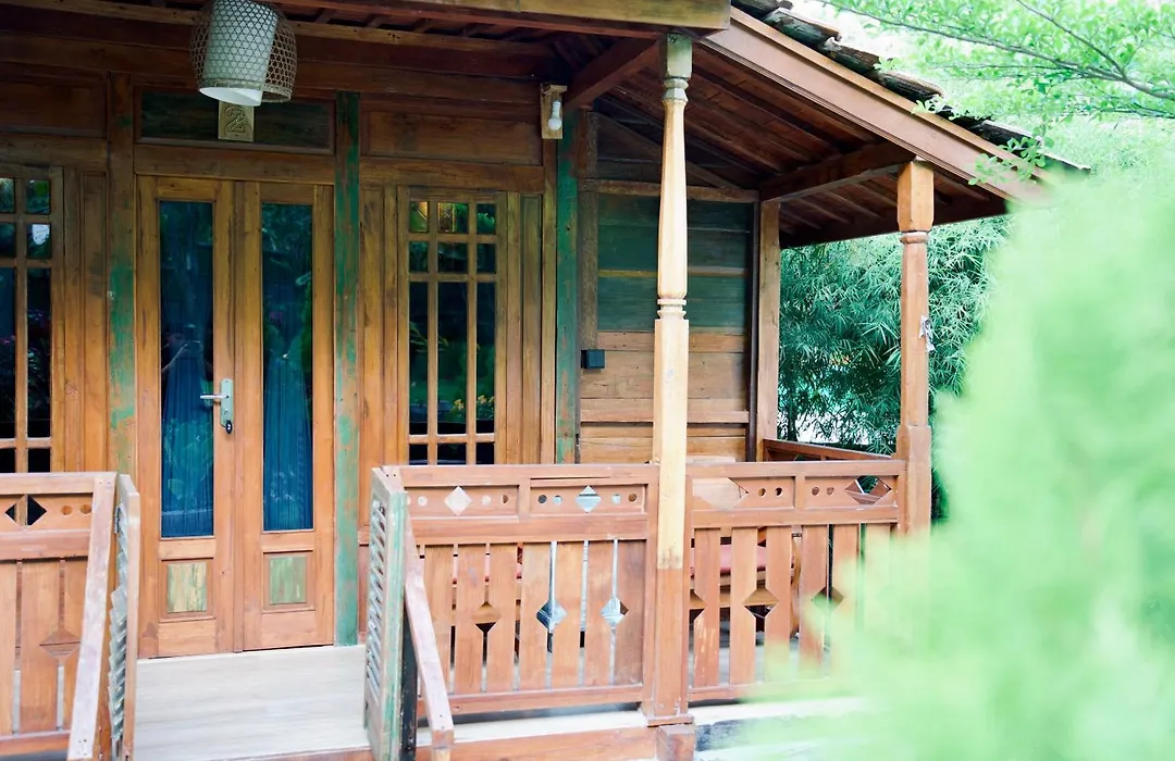 Beehive Cottages-1