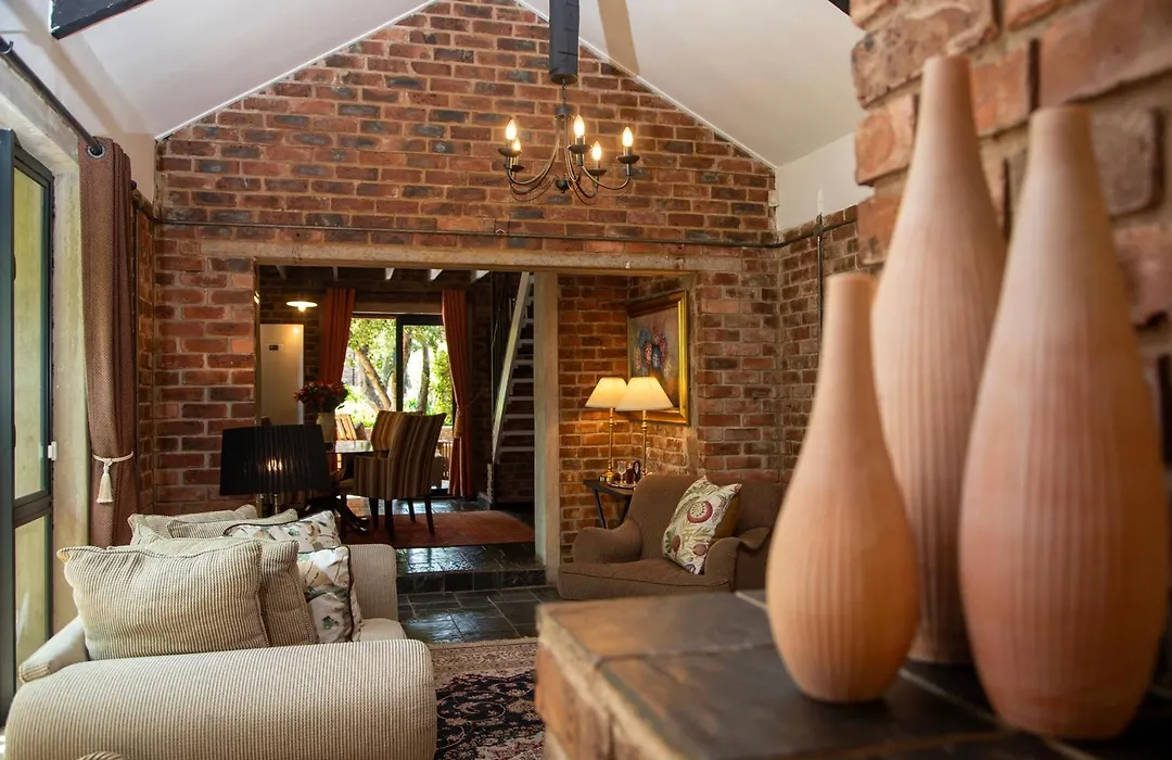 Tarry-Stone Cottages-1