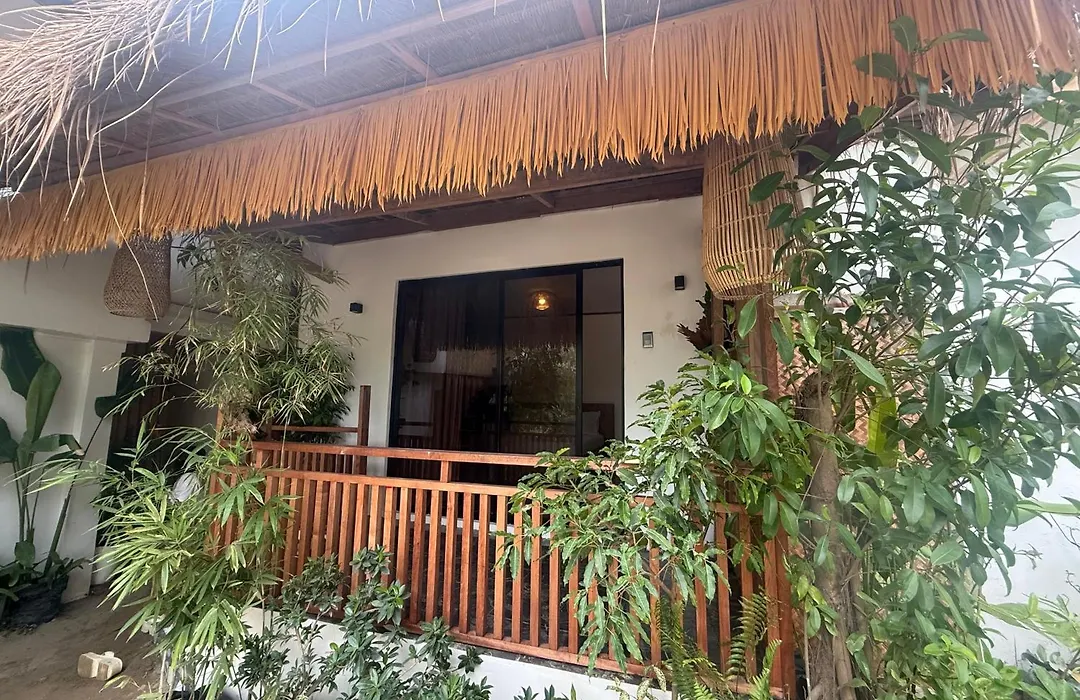 Zhaya'S Beach & Cottages-1