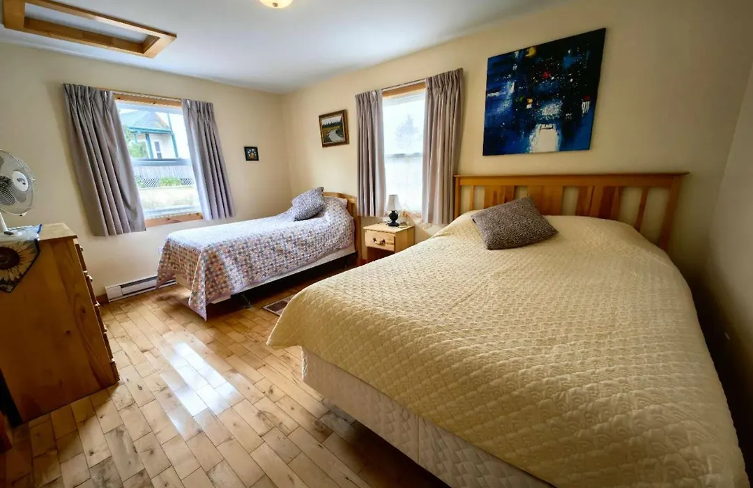 Montgomery Cavendish Cottages-1