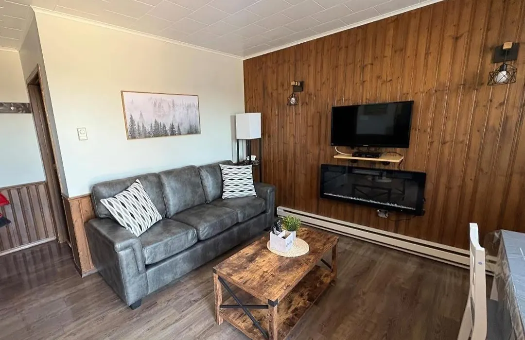 Lush'S Cottages-1