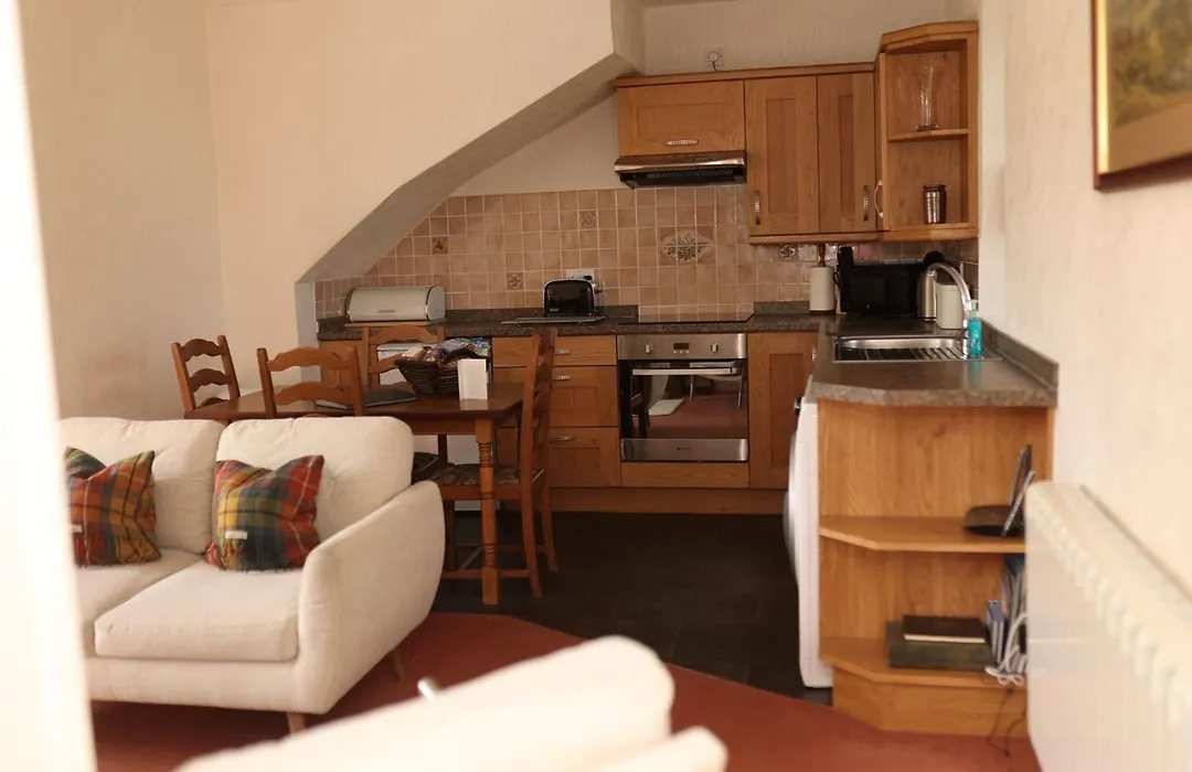 Eastwood Cottage-1