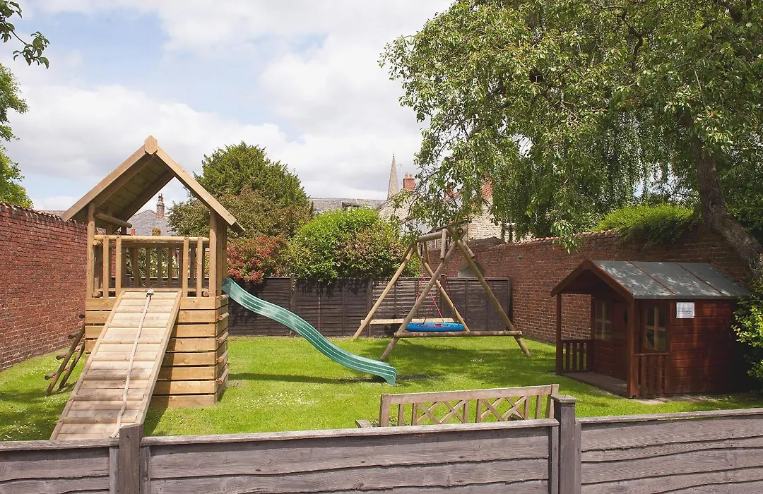 Hungate Garden Cottage-1