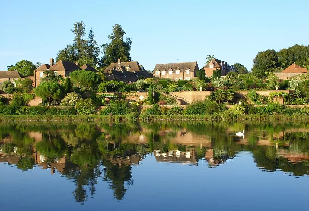 Leeds Castle Holiday Cottages-1