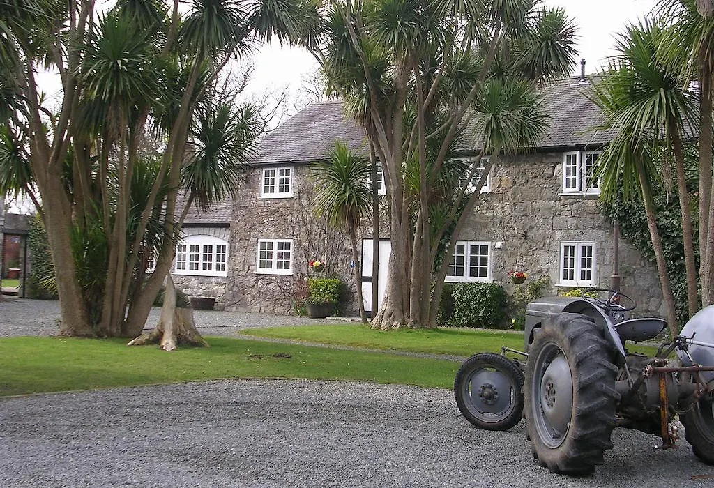 Tros Yr Afon Holiday Cottages And Manor House-1