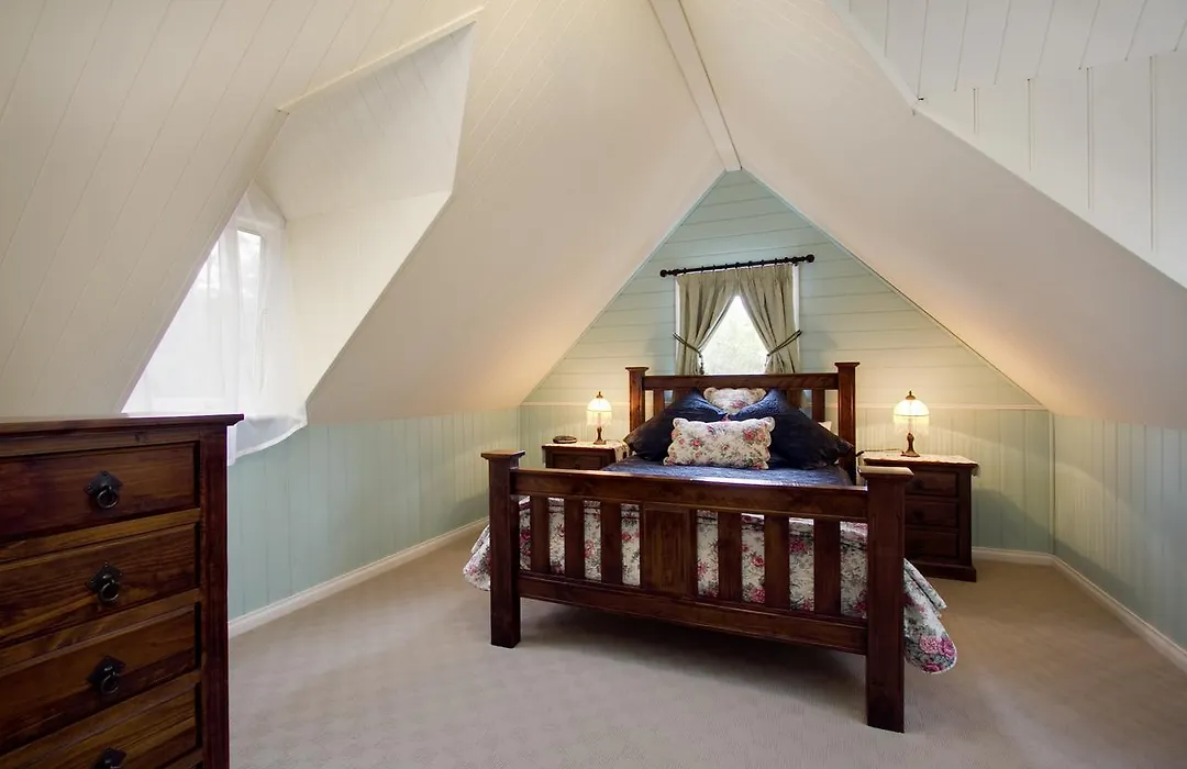 Silvertop Cottages-1
