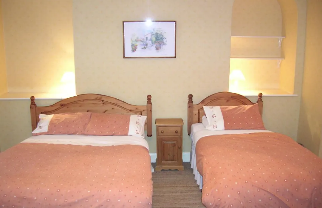 Canterbury Hotel Cottages And Apartment'S-1