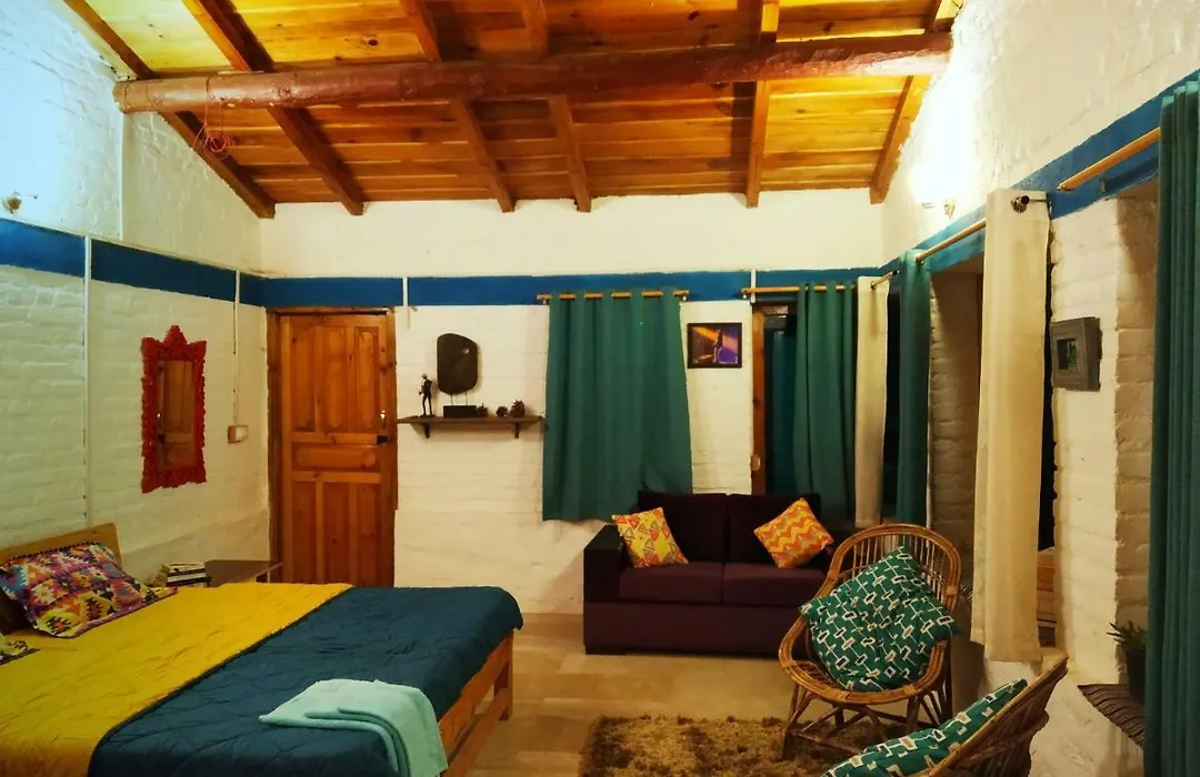 Keiths Riverside Cottages-1