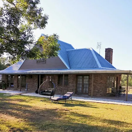 Hunter Habit Cottages-3