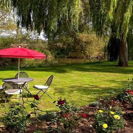 Cherbridge Lodges - Riverside Lodges, Short Lets-3